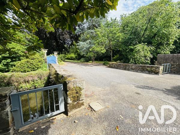 Maison à vendre 10 pièces 250 m² Saint-Hilaire-du-Harcouët
