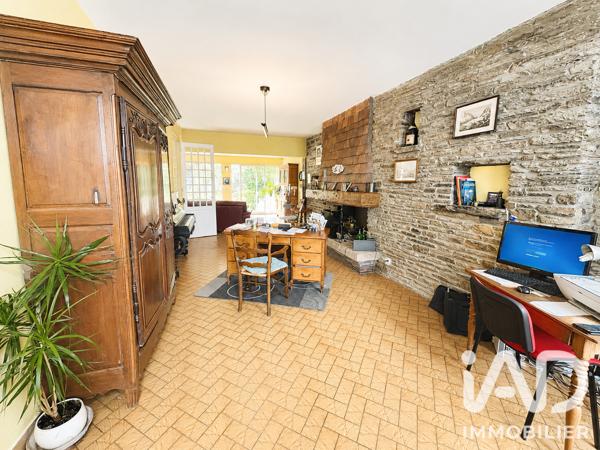 Maison à vendre 10 pièces 250 m² Saint-Hilaire-du-Harcouët