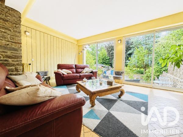 Maison à vendre 10 pièces 250 m² Saint-Hilaire-du-Harcouët