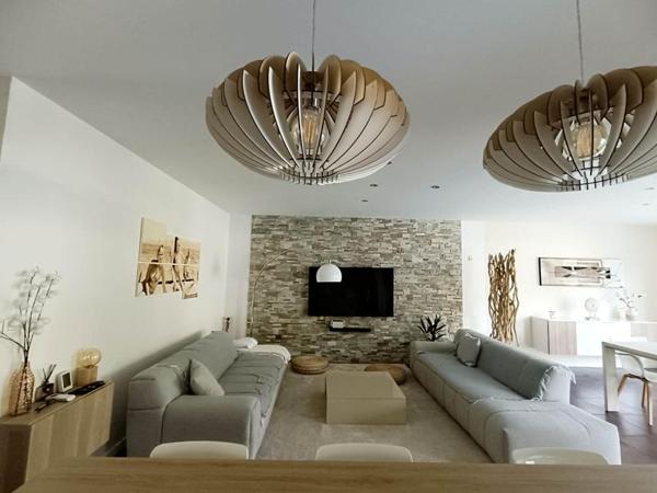 Maison Saint Chamas 5 pièce(s) Avec Piscine et jardin aménagé