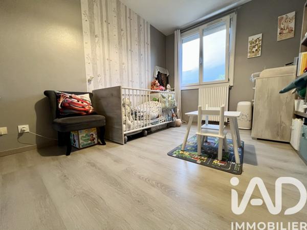 Appartement à vendre 4 pièces 77 m² Le Pont-de-Claix