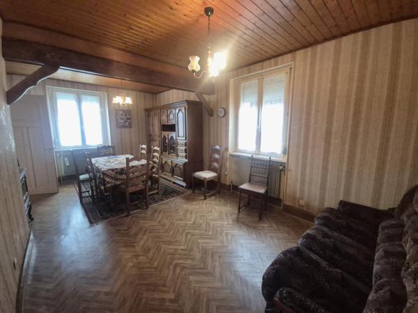 Charmante Maison de Village avec remise et garage