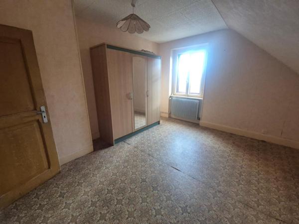 Charmante Maison de Village avec remise et garage