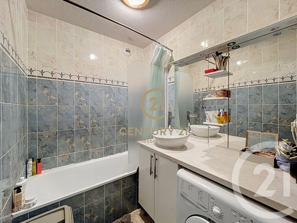 Appartement F4 à vendre  4 pièces - 86,36 m2 VENISSIEUX - 69