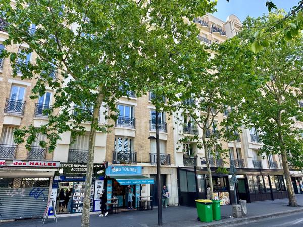 Appartement à louer Grand 2 pièces PARIS 17EME ARRONDISSEMENT (75) - Immeuble Art Déco