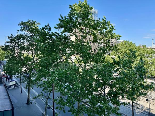 Appartement à louer Grand 2 pièces PARIS 17EME ARRONDISSEMENT (75) - Immeuble Art Déco