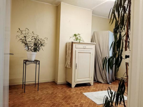 Grande Maison 1930 de 125 m2 avec Garage / Atelier de 55 m2