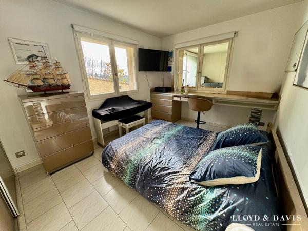 Maison contemporaine rénovée, vue panoramique et double habitation possible