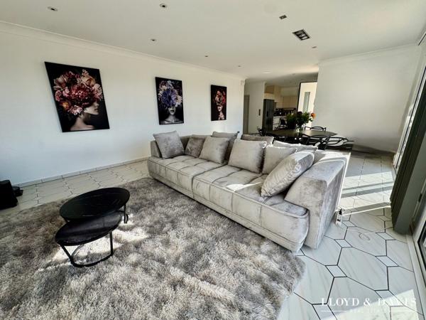 Maison contemporaine rénovée, vue panoramique et double habitation possible