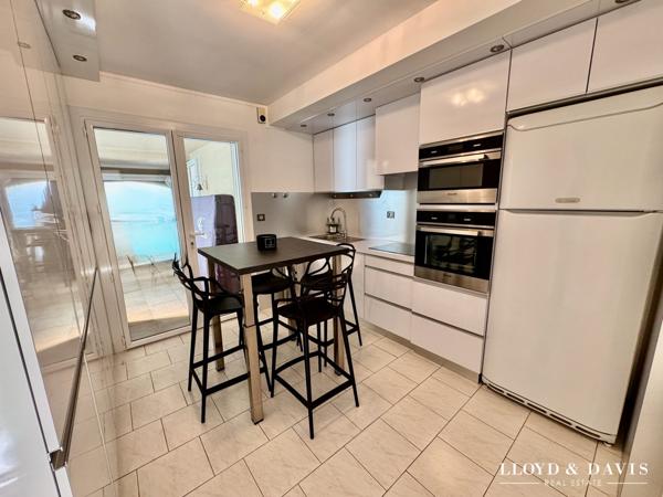 Maison contemporaine rénovée, vue panoramique et double habitation possible