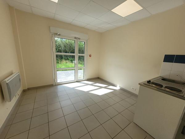 A LOUER - LOCAL D'ACTIVITÉ 1 050 m² La Chevrolière - TOURNEBRIDE
