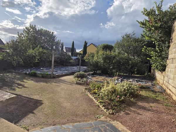 Maison à vendre à Château-Gontier-sur-Mayenne en Mayenne (53200), ref : 53073-1708