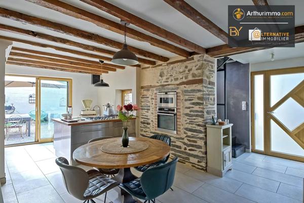 Vente Maison 7 pièces 157 m2 à Châteaugiron