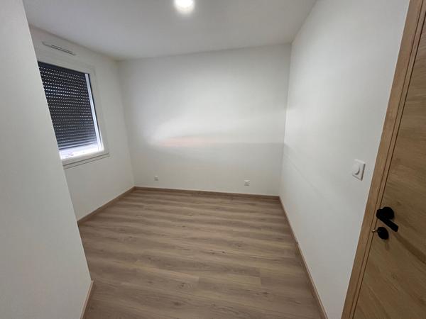 MAISON BBC NEUVE Climatisée de 109,42m² 3ch ? 1 bureau - 2 SDB - 2WC + Garage sur terrain de 258m²