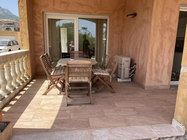 Vente                                                      Appartement
                        
                     3 pièces                      77 m2                     à Calvi