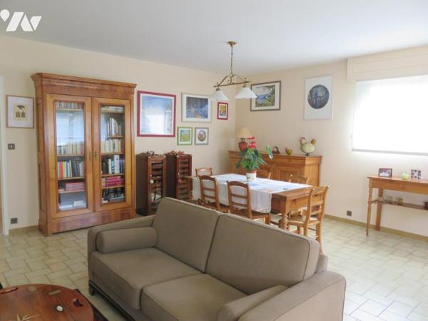 Propriété familiale au centre de Ste Luce sur Loire