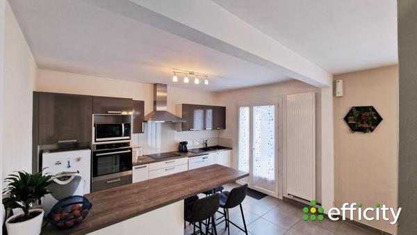 Maison 6 pièces - 110 m² Exclusivité efficity