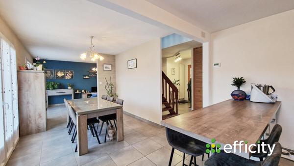 Maison 6 pièces - 110 m² Exclusivité efficity