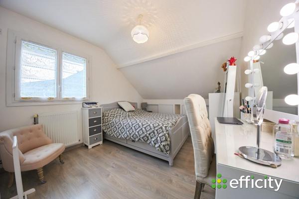 Maison 6 pièces - 110 m² Exclusivité efficity