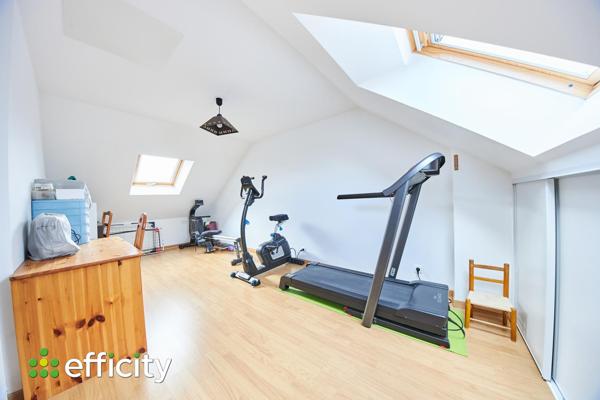 Maison 6 pièces - 110 m² Exclusivité efficity