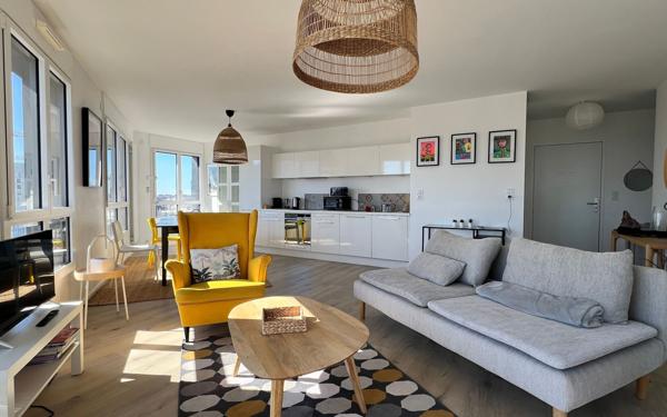 Appartement à louer    4 pièces •  Nantes