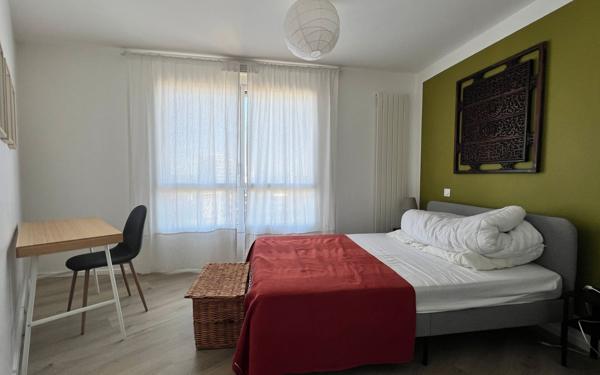 Appartement à louer    4 pièces •  Nantes