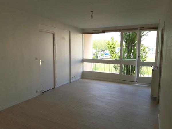 FELIX FAURE - BEAU F3 AVEC BALCON ET PARKING DANS RESIDENCE