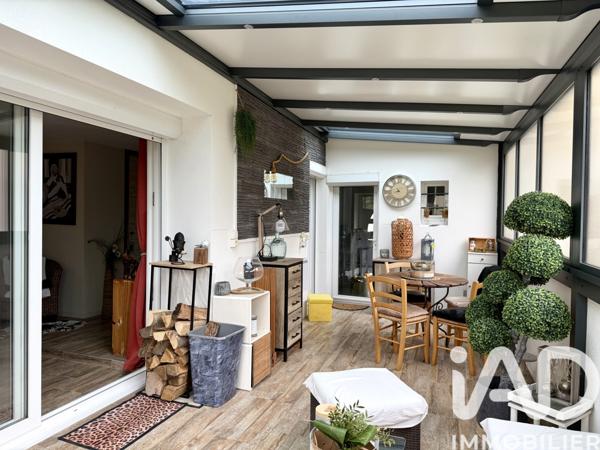 Maison à vendre 5 pièces 100 m² Saint-Étienne-de-Montluc