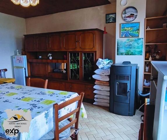 Maison de village charmante à Pradelles