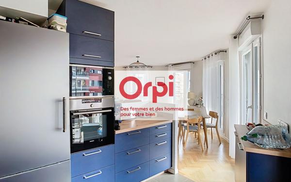 Appartement à vendre    4 pièces • 84,40 m2 Issy-les-Moulineaux