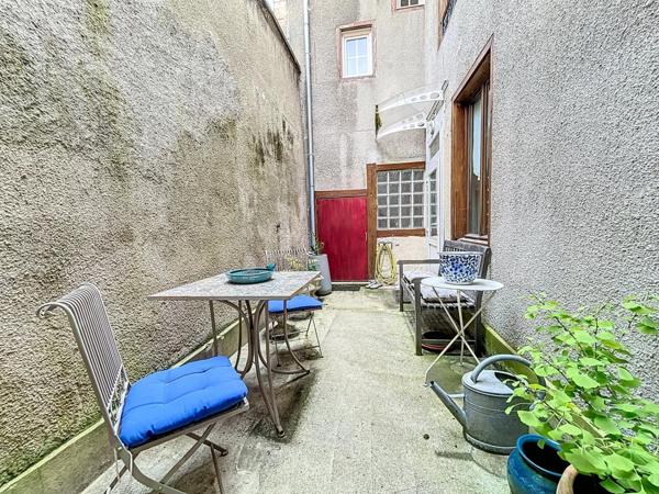 MAISON DE VILLE TRADITIONNELLE