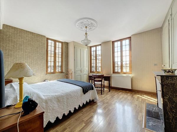 MAISON DE VILLE TRADITIONNELLE