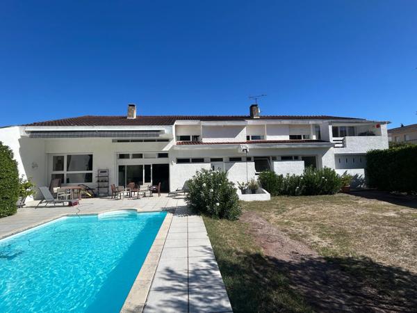 VENTE – Maison d'Architecte aux Inspirations Art Déco