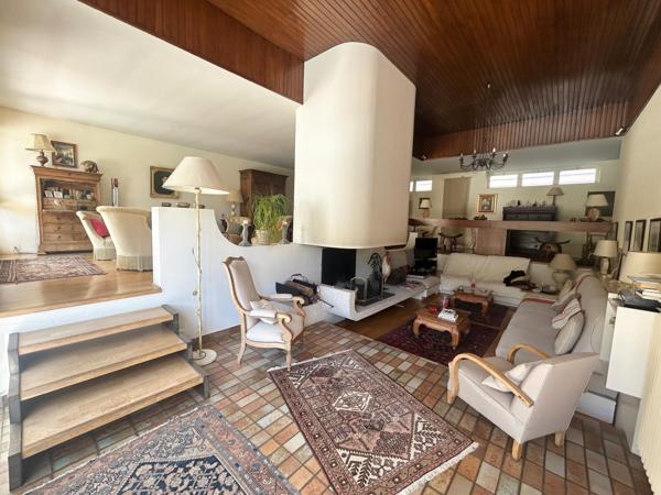 VENTE – Maison d'Architecte aux Inspirations Art Déco