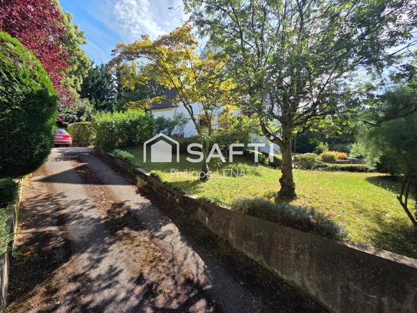 Beau terrain d'environ 6,15 ares constructibles