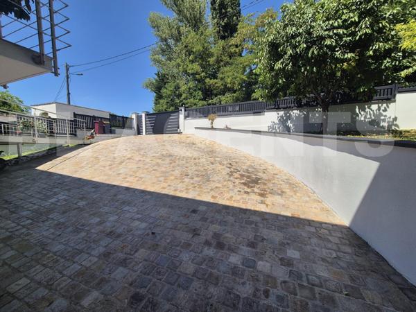 MAISON FAMILIALE DE 5 CHAMBRES À POMPONNE – 235 m² UTILES – SOUS-SOL TOTAL AMÉNAGÉ