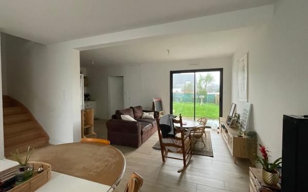 Maison à vendre    5 pièces •  Saint-Avé