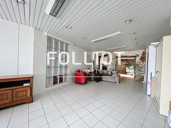 Murs à vendre sur le port de Granville 72 m2