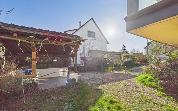 Maison à vendre    6 pièces • 182 m2 Eschau