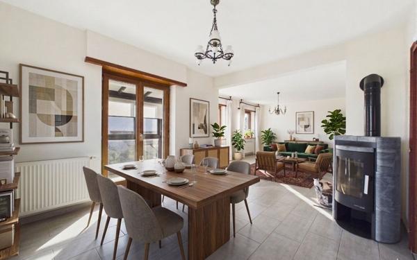 Maison à vendre    6 pièces • 182 m2 Eschau