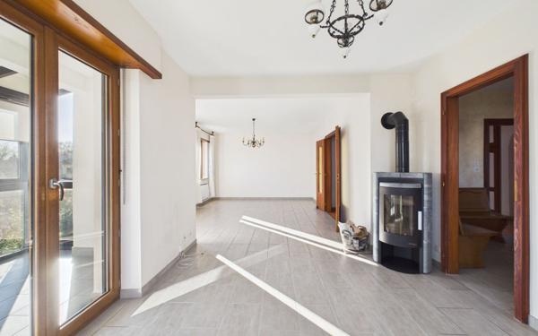 Maison à vendre    6 pièces • 182 m2 Eschau