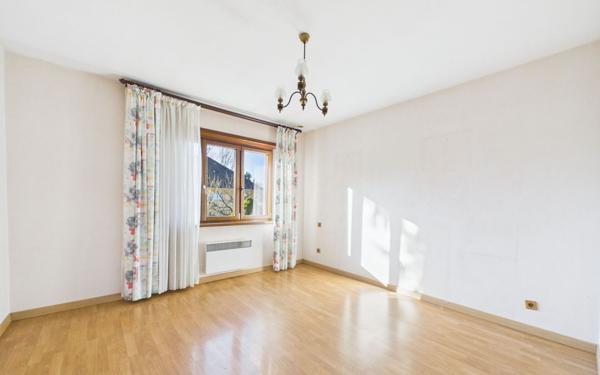 Maison à vendre    6 pièces • 182 m2 Eschau