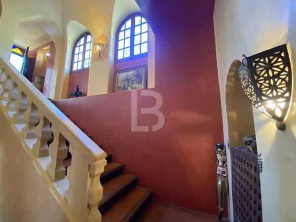 EXCLUSIVITE - Maison d’artiste Art-Déco florentin à Grasse – Quartier Rothschild