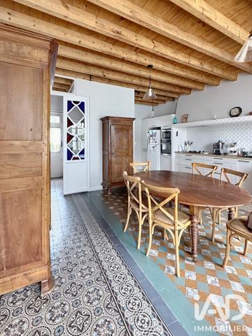 Maison (prestige) à vendre 7 pièces 220,25 m² Saint-André-de-Cubzac