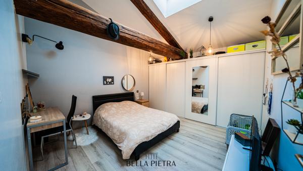 Poussan (34560) Maison en pierre avec piscine