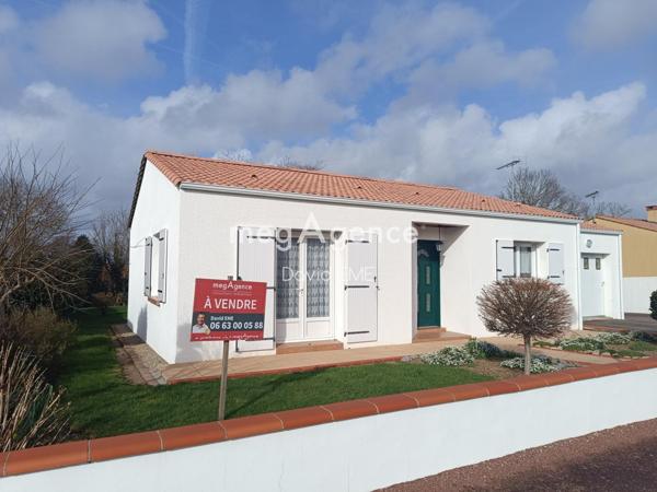 Maison à AIZENAY, 85190 - 4 pièces 105m²