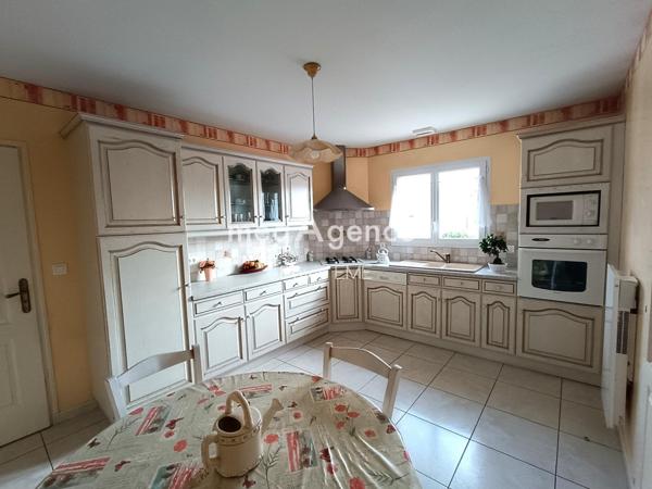 Maison à AIZENAY, 85190 - 4 pièces 105m²