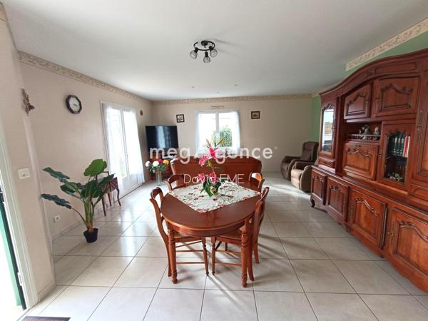 Maison à AIZENAY, 85190 - 4 pièces 105m²