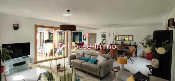 Maison à vendre 9 pièces de 277 m²