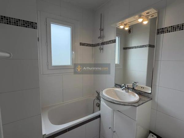 Location Appartement 2 pièces 33 m2 à Fréjus
